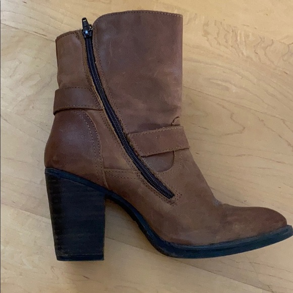 Steve Madden booties - Picture 4 of 4